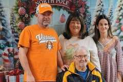 Joes_family224
